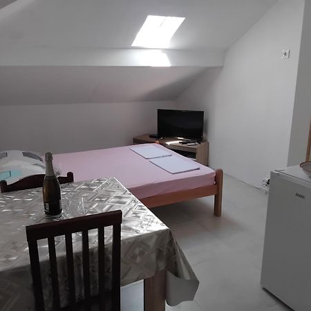 Apartments Maki Τίβατ Εξωτερικό φωτογραφία